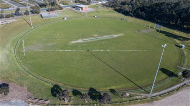 Emil Madsen Reserve green oval