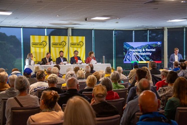 Community Federal Election Forum Candidates