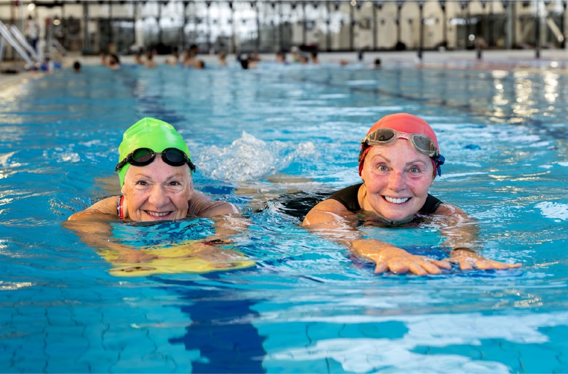Women swimming in Belgravia pool.jpg