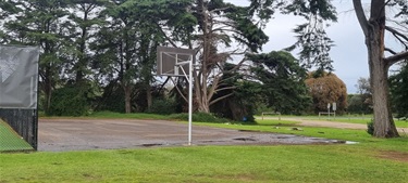 Boneo Half Court